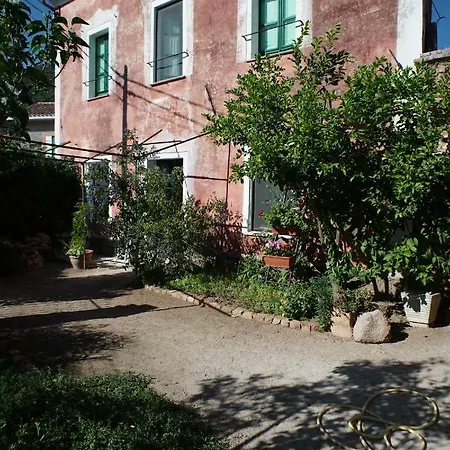 La Madeleine- The House Beyond Time Apartment *